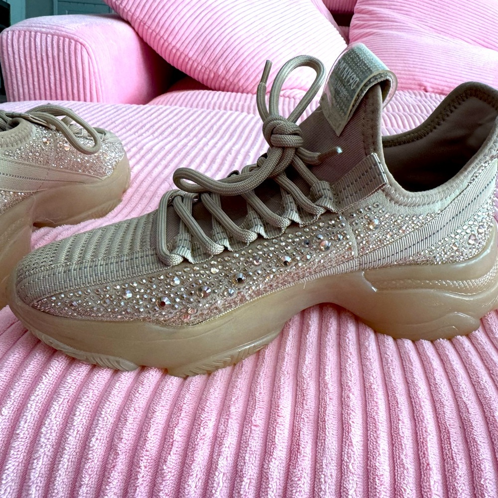 Steve Madden Women's Maxima Sneaker